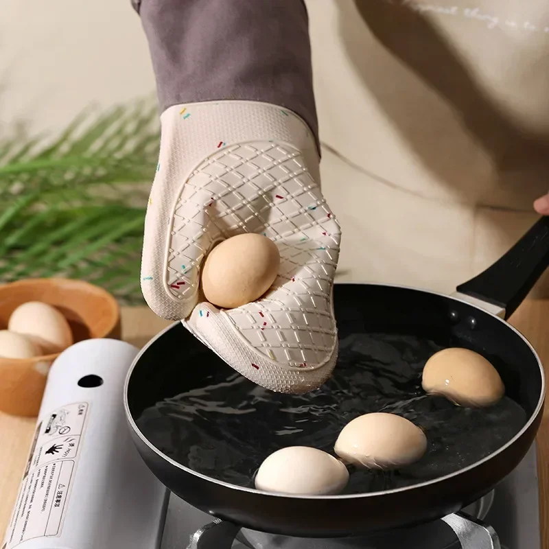 เตาอบไมโครเวฟถุงมือทนความร้อนซ - Oven Mitt Silicone บทวิจารณ์และราคา